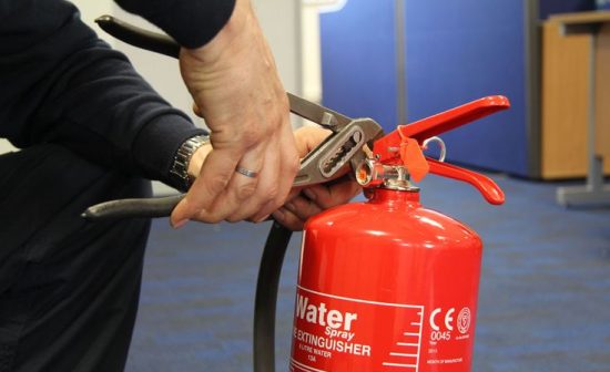 reparare stingătoare de incendiu